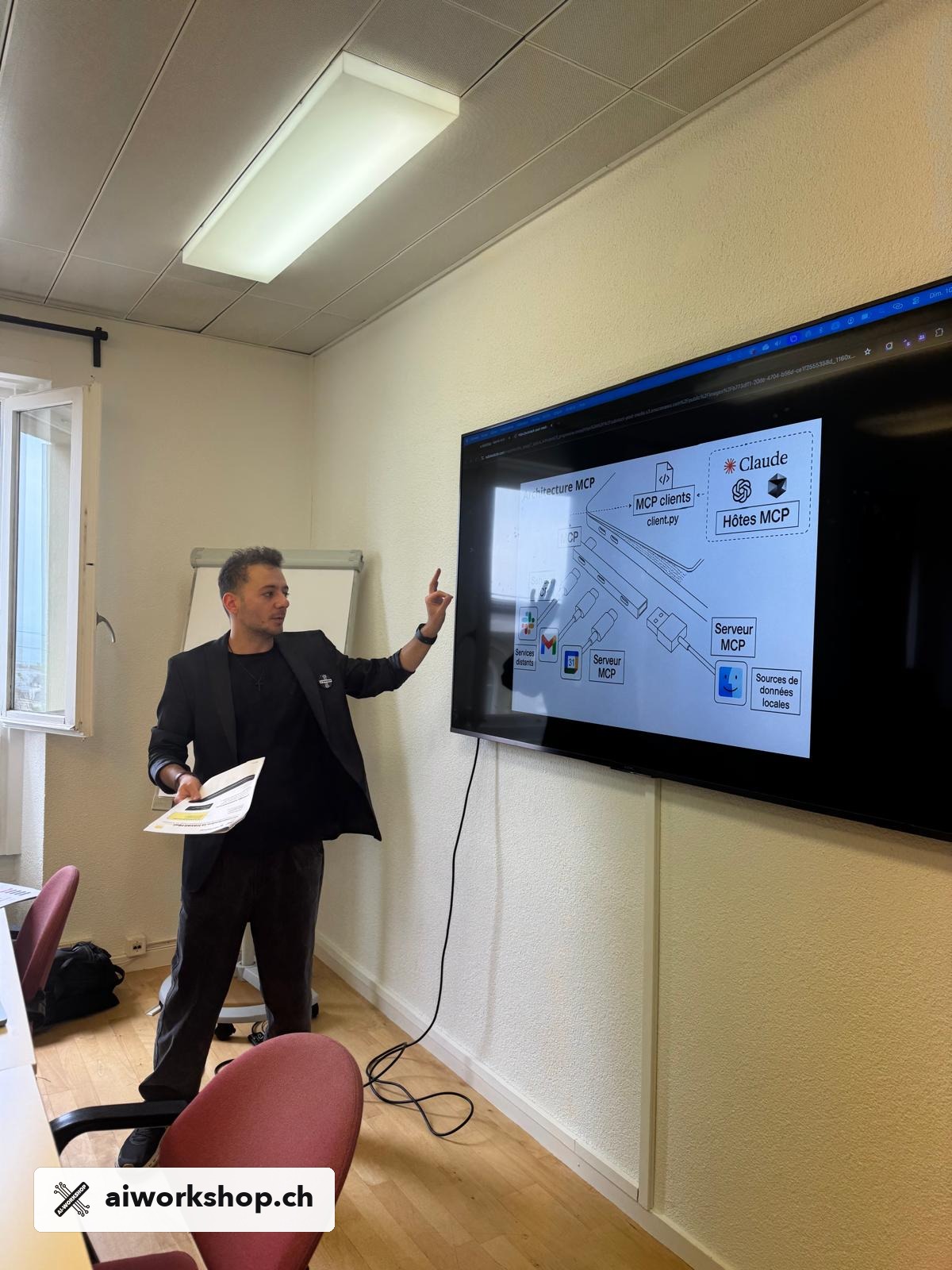 MCP architecture explained during an Agentic AI workshop in Lausanne